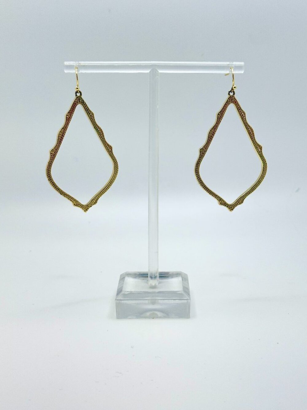 Kendra Scott Sophee Gold Drop Earrings